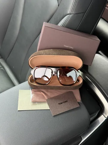 Tom Ford Brown/Leo RHONDA-02 FT1324 52K 56/14/140